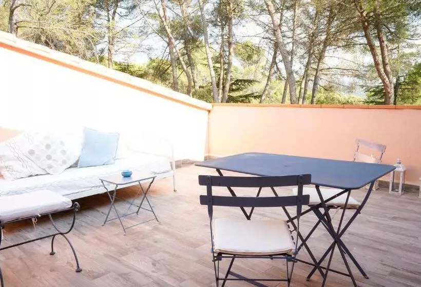 ベッドアンドブレックファースト Chambres Dans Le Luberon   Bois Romay