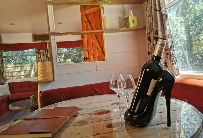 Bed and Breakfast Interlude