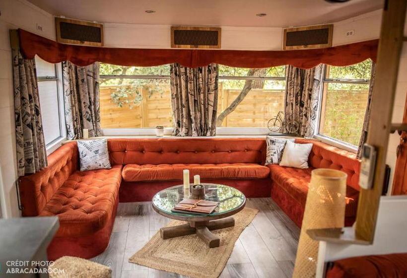 Bed and Breakfast Interlude