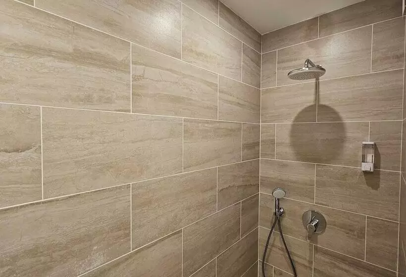 ベッドアンドブレックファースト La Suite Gignac