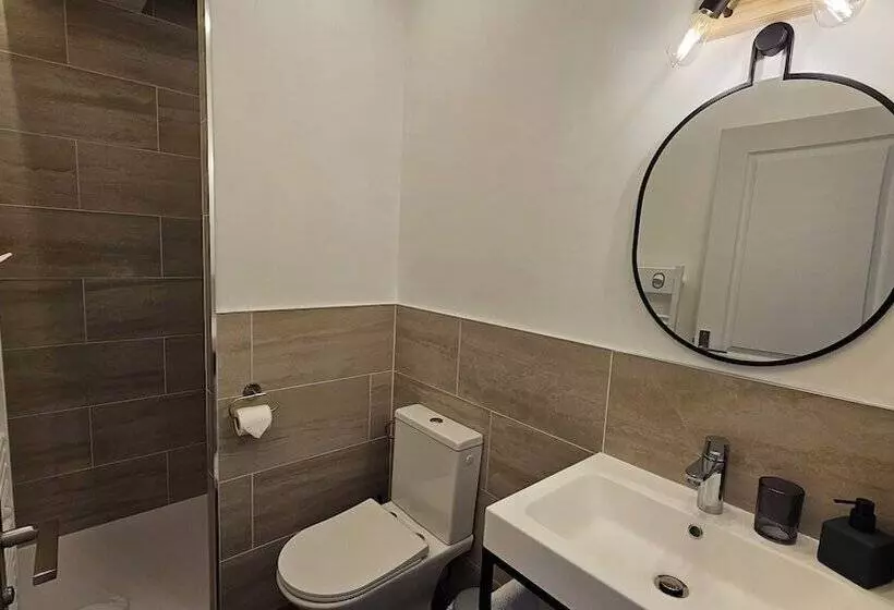 ベッドアンドブレックファースト La Suite Gignac