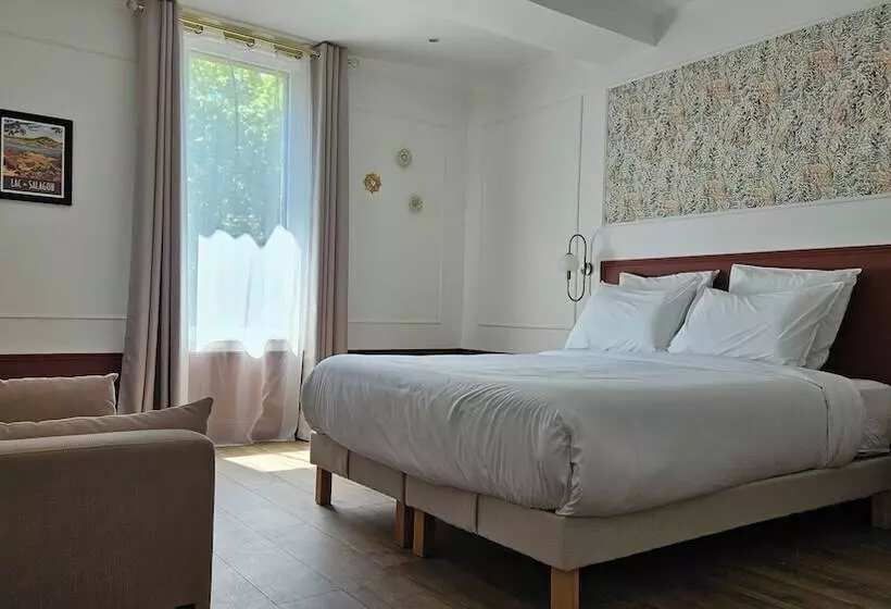 ベッドアンドブレックファースト La Suite Gignac