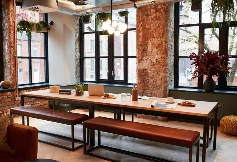 Hotelli Leven Manchester