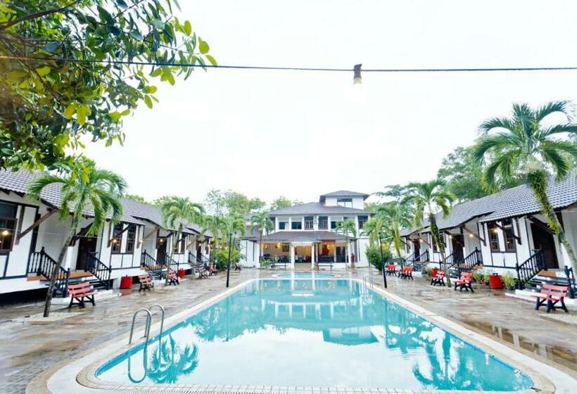 בית מלון כפרי Lisnaree Beach Resort