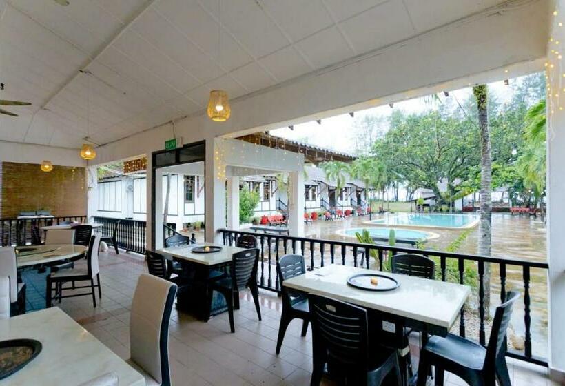 בית מלון כפרי Lisnaree Beach Resort