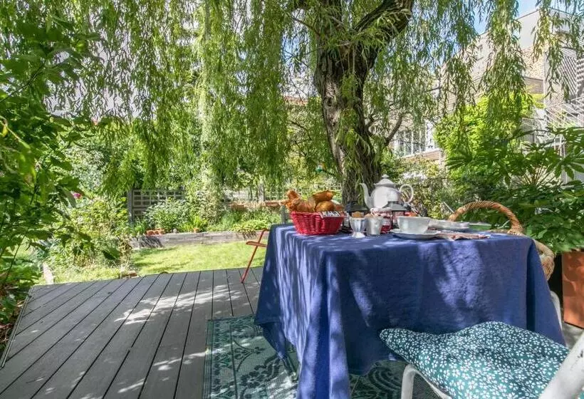 پانسیون Maison Du Saule