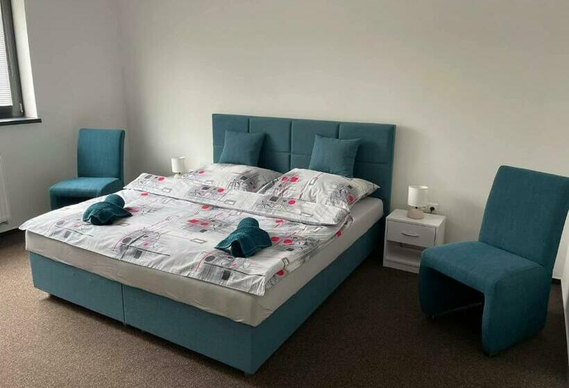 بنسيون Retrodym Penzion