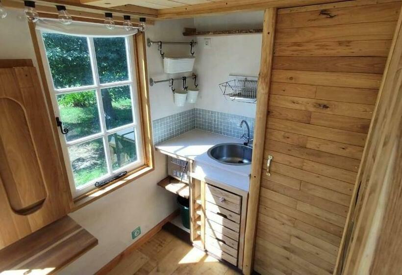 ペンション Tiny House Ekoti