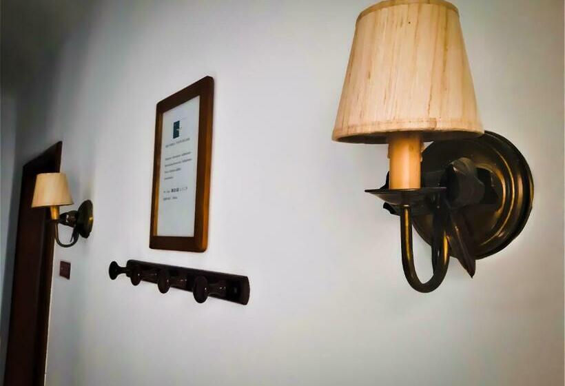 Adamas Bed & Breakfast