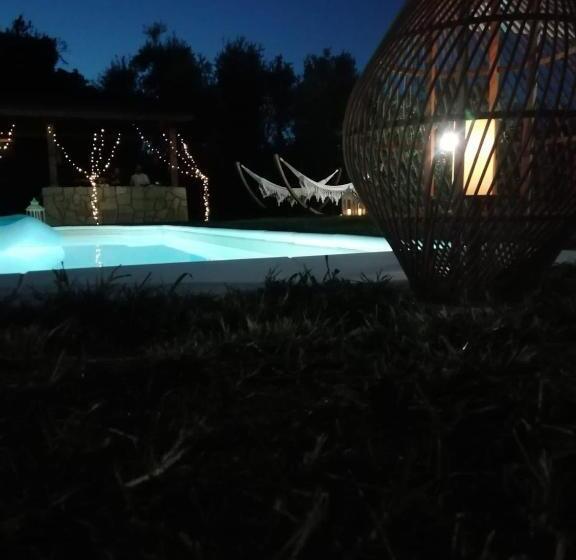 تختخواب و صبحانه Casale I Tigli