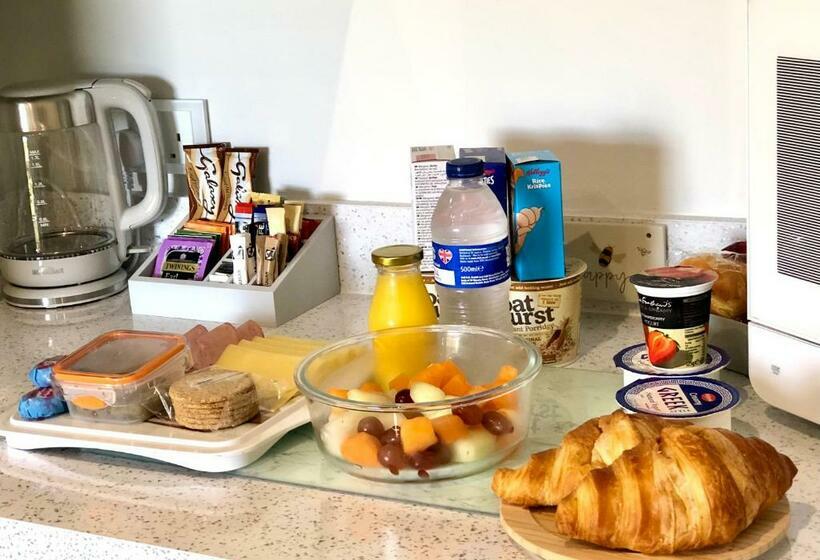 مبيت وإفطار Room On The River