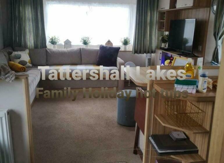 צימר Tattershall Lakes Family Holiday Hot Tub Break