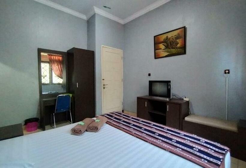 Hotel Arwana Safari Puncak Redpartner