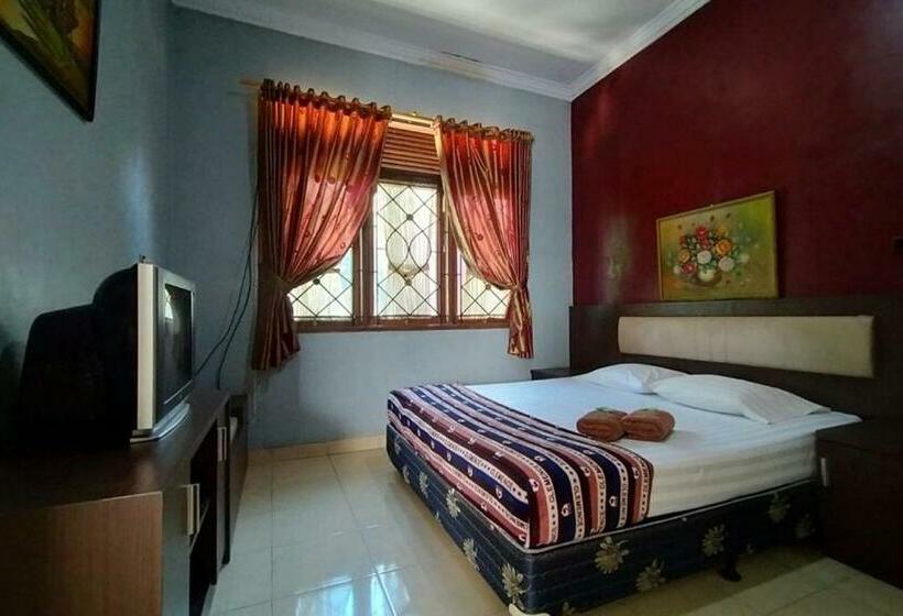 Hotel Arwana Safari Puncak Redpartner