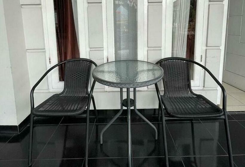 Hotel Arwana Safari Puncak Redpartner