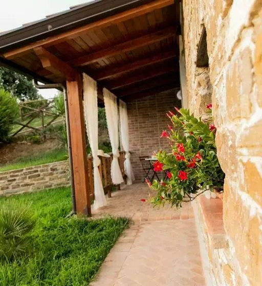 Il Mandorlo Fiorito Bed And Breakfast