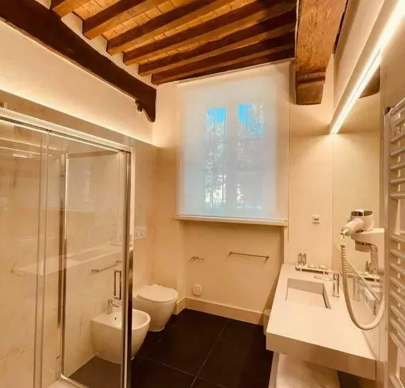 پانسیون Palazzo Borgocolonne Apartments