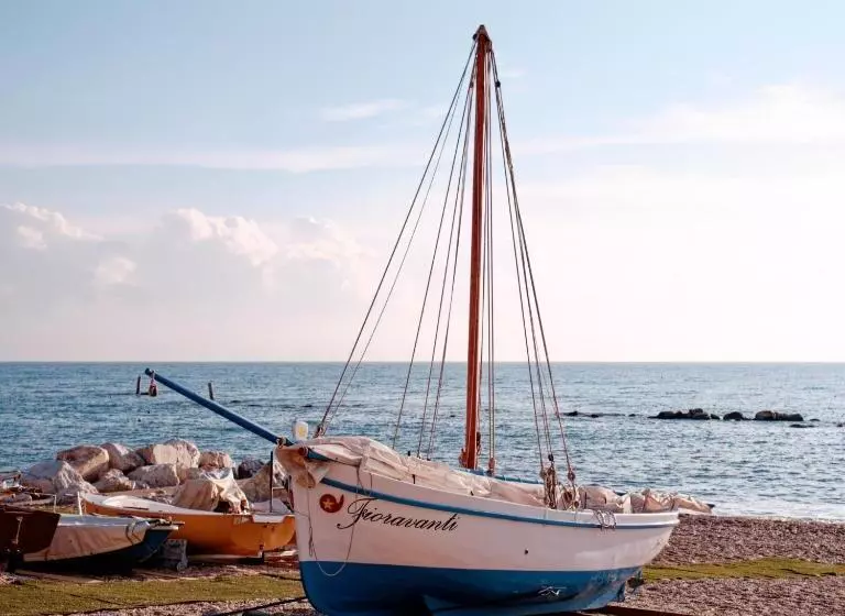 Majatalo Porto D Amare   Rooms