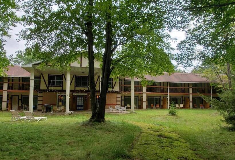 Pocono Mountains Hotel And Spa