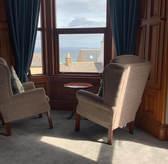 Westlea Bed And Breakfast