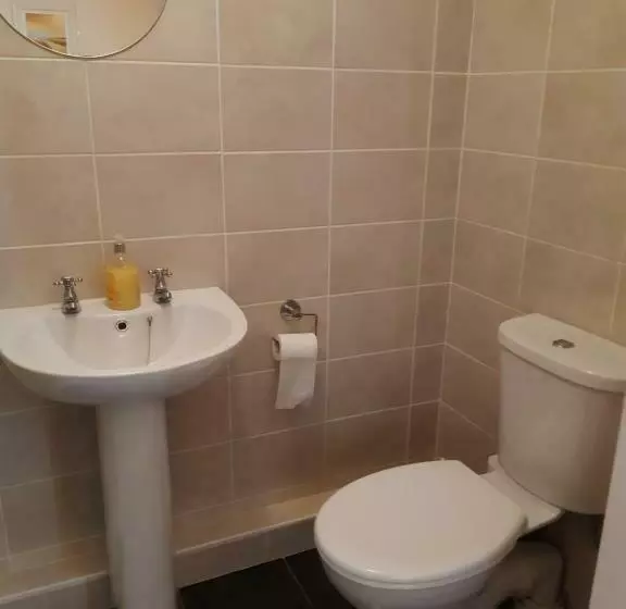 24 Beds In Carrick On Shannon