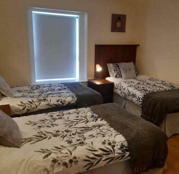 24 Beds In Carrick On Shannon