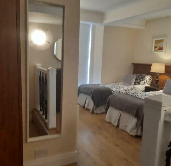 24 Beds In Carrick On Shannon