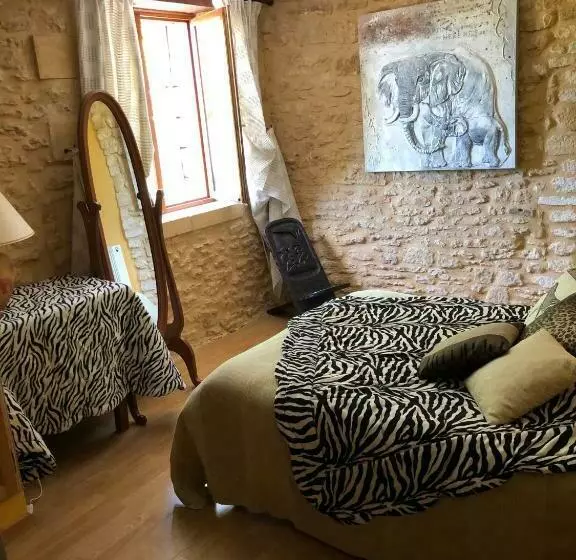 Aamiaismajoitus (B&B) La Grange De Langlade