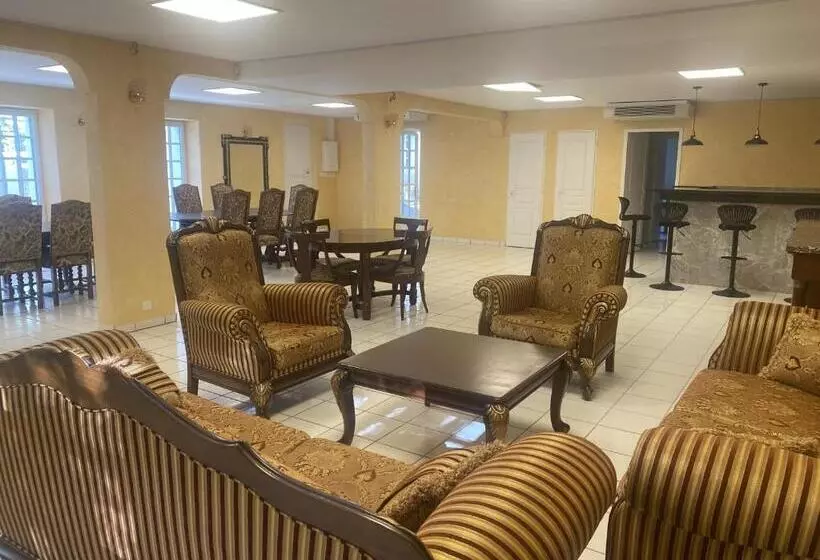 Aamiaismajoitus (B&B) Logis Vélès