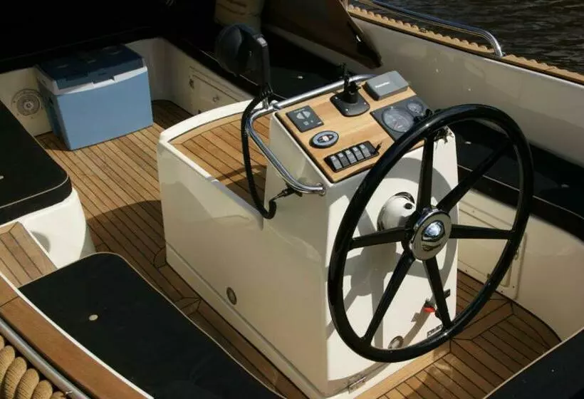 Eelhouse Private Studio