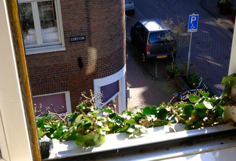 Eelhouse Private Studio