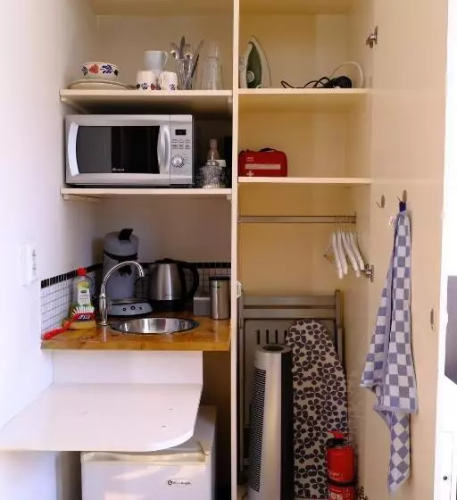 Eelhouse Private Studio