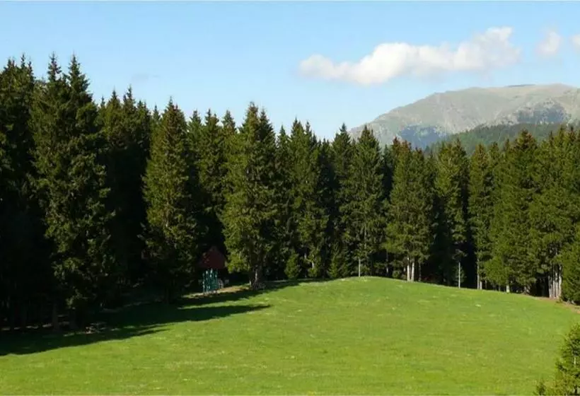 هتل North Chalets