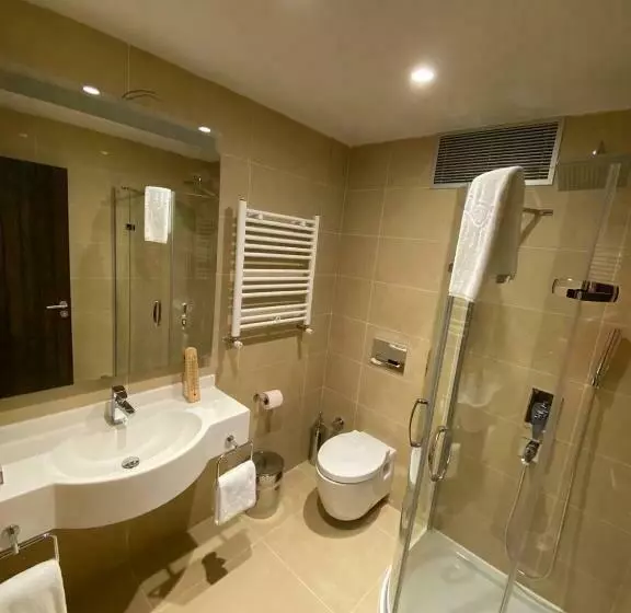 هتل North Chalets