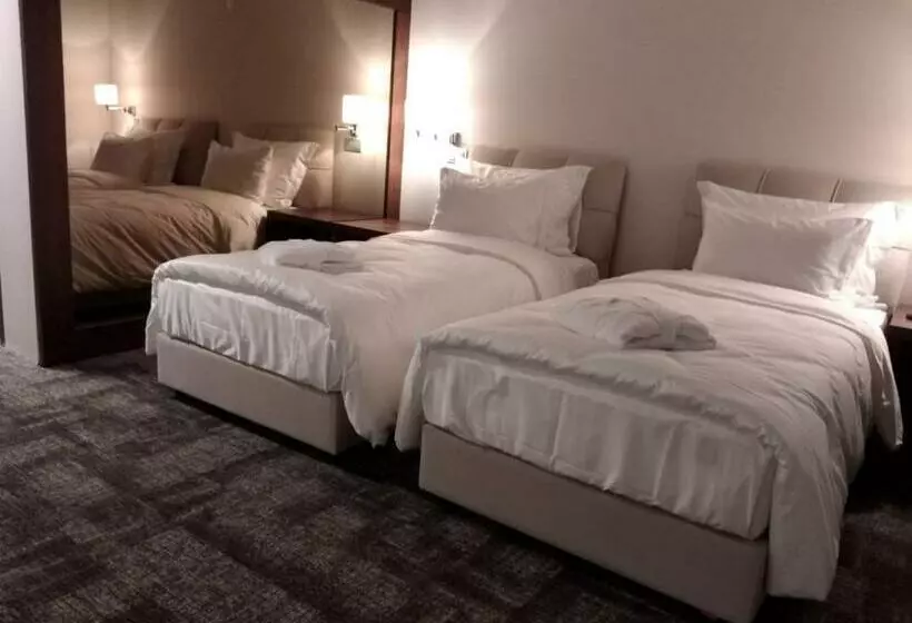 هتل North Chalets