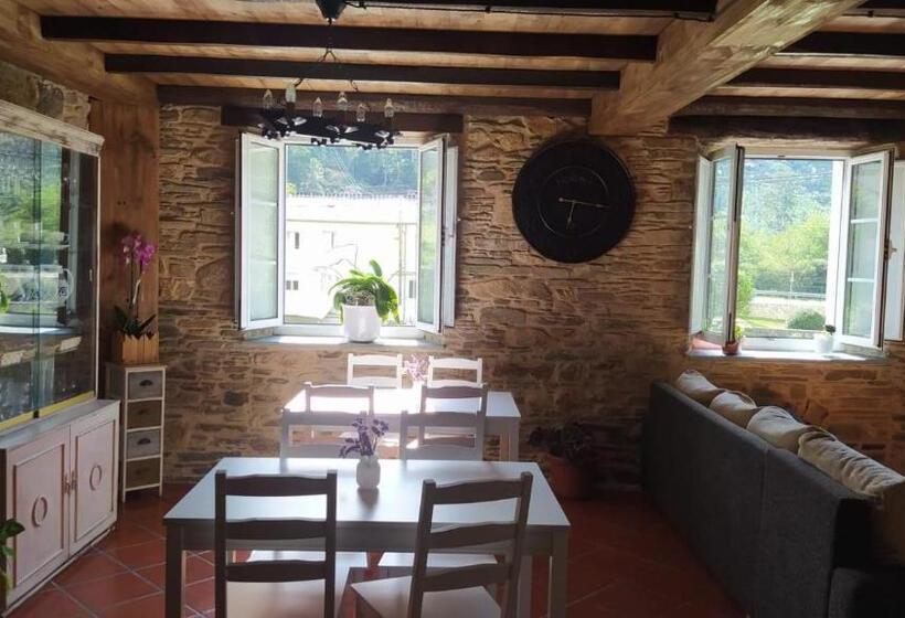 פנסיון A Casa Das Augas