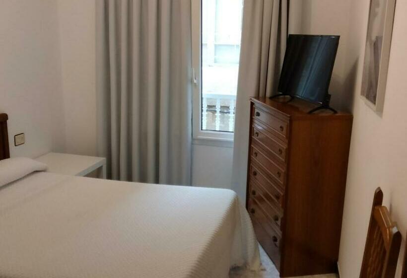 膳宿费 A Casa De Lolita