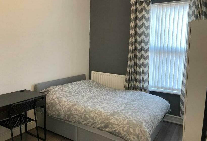 פנסיון Chosen Rocky Lane Private Rooms