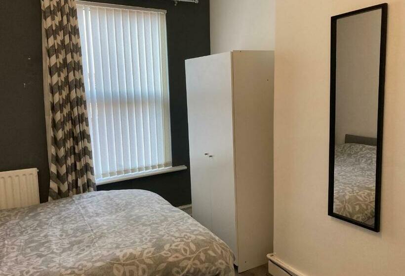 פנסיון Chosen Rocky Lane Private Rooms