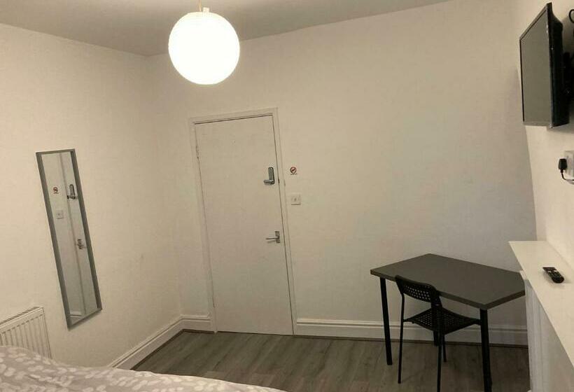 פנסיון Chosen Rocky Lane Private Rooms