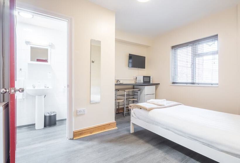 Pensió Rasa Sayang House   Self Check In Guesthouse