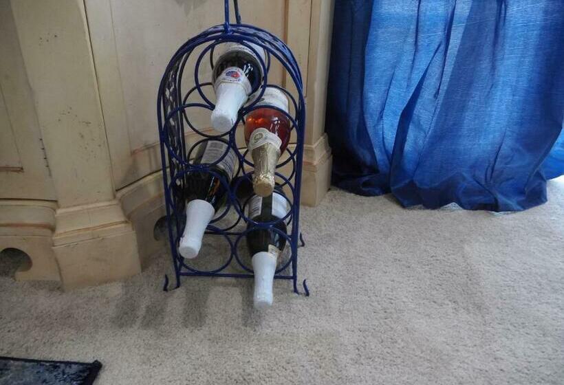 بنسيون The Blue Luxury Suite