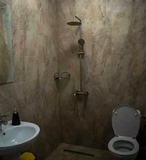 Pensiunea La Profi