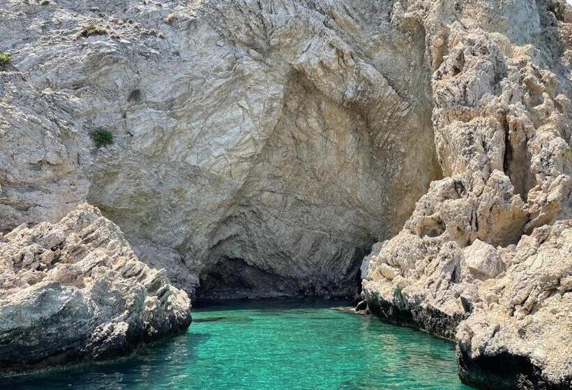 Anastasia Studios, Apartments & Suites