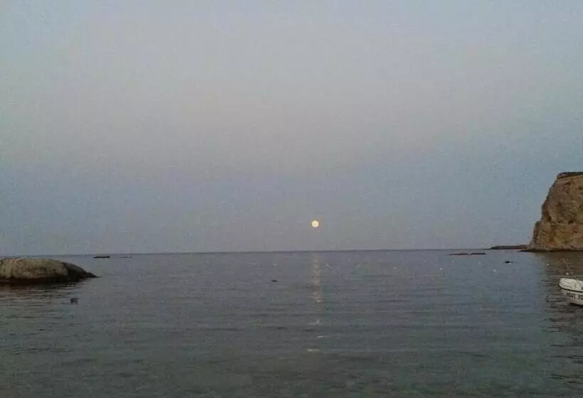 Anastasia Studios, Apartments & Suites