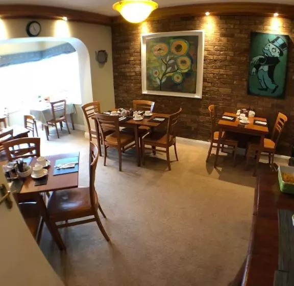 مبيت وإفطار Beach Haven Accommodations