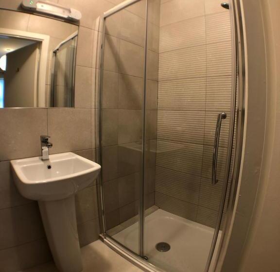 مبيت وإفطار Beach Haven Accommodations