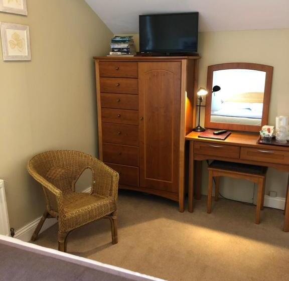 مبيت وإفطار Beach Haven Accommodations