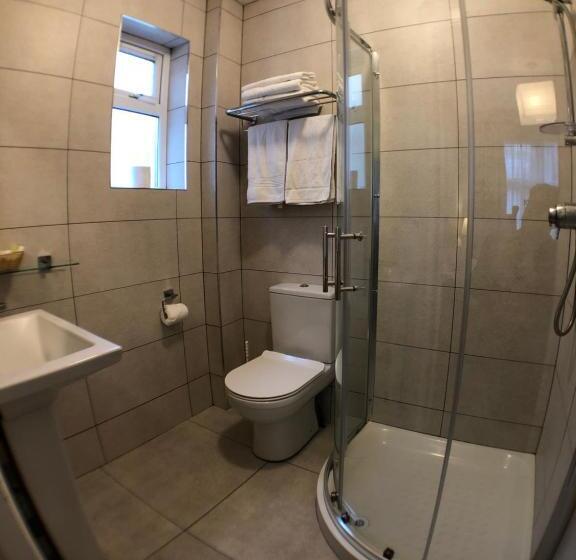 مبيت وإفطار Beach Haven Accommodations