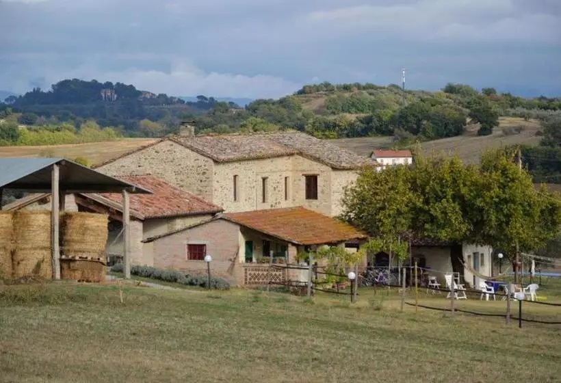 تختخواب و صبحانه Perugia Farmhouse